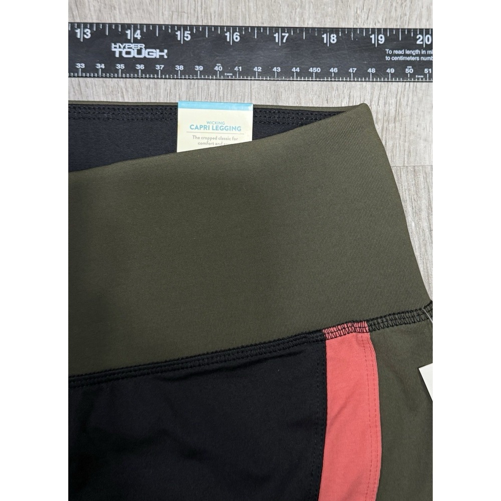 Livi Lane Bryant Athletic Leggings Wicking Capri Black Green Size 22/24 NWT - Picture 6 of 11